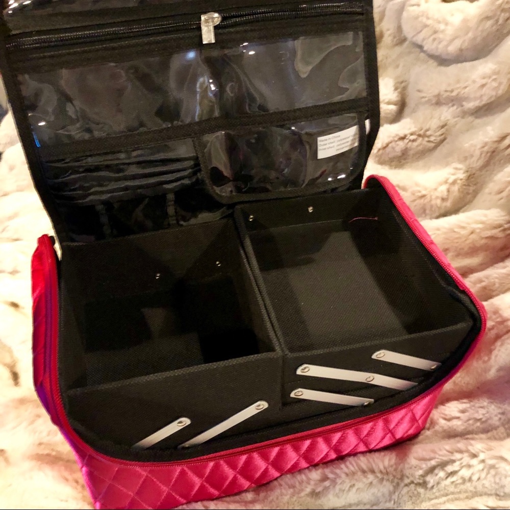 Makeup Traincase